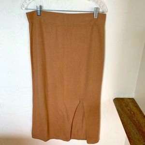 Camel Banana Republic Midi skirt M